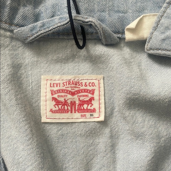 Levi’s Heritage romper short sleeve Light Blue Denim Woman’s New size XL - Picture 3 of 9